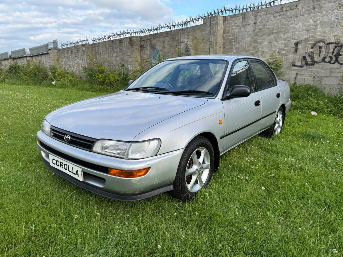 ** E10 TOYOTA COROLLA ** - Image 4