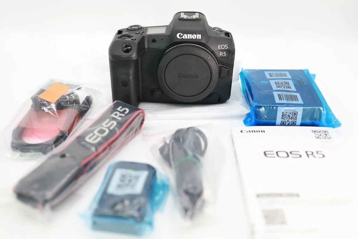 CANON EOS R5 MIRRORLESS DIGITAL CAMERA #0509 - Image 3