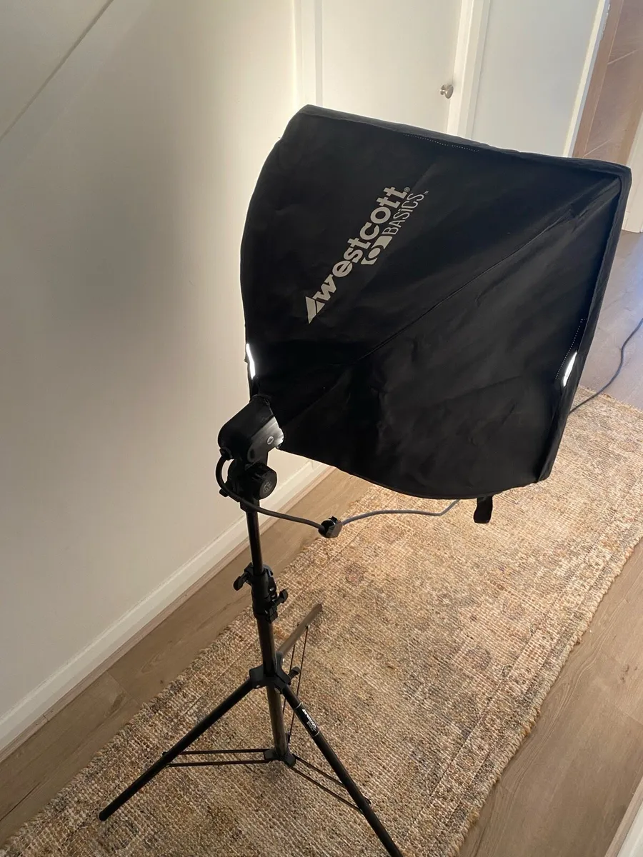 Westcott Basics Softbox Lighting Kit with Stand - Image 1