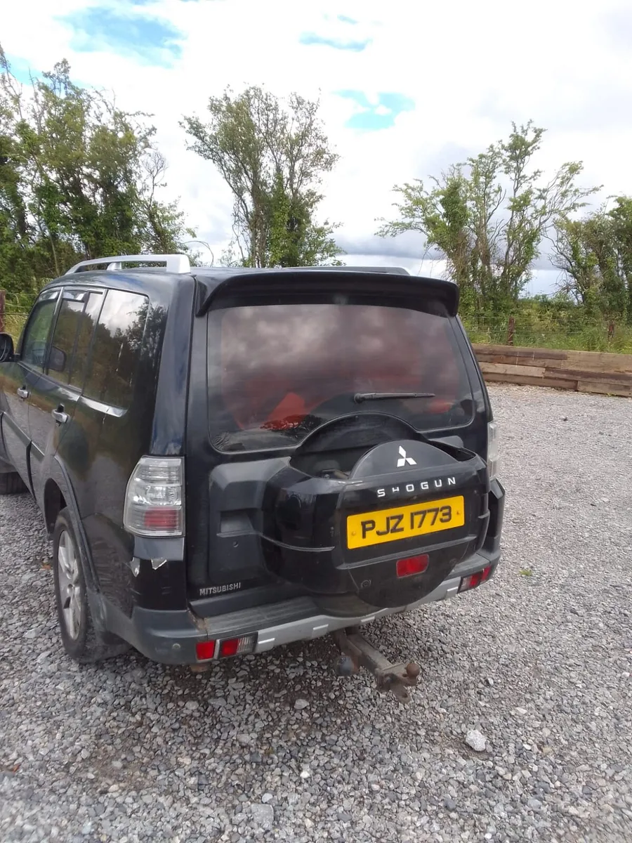 2009 Mitsubishi pajero shogun parts - Image 2