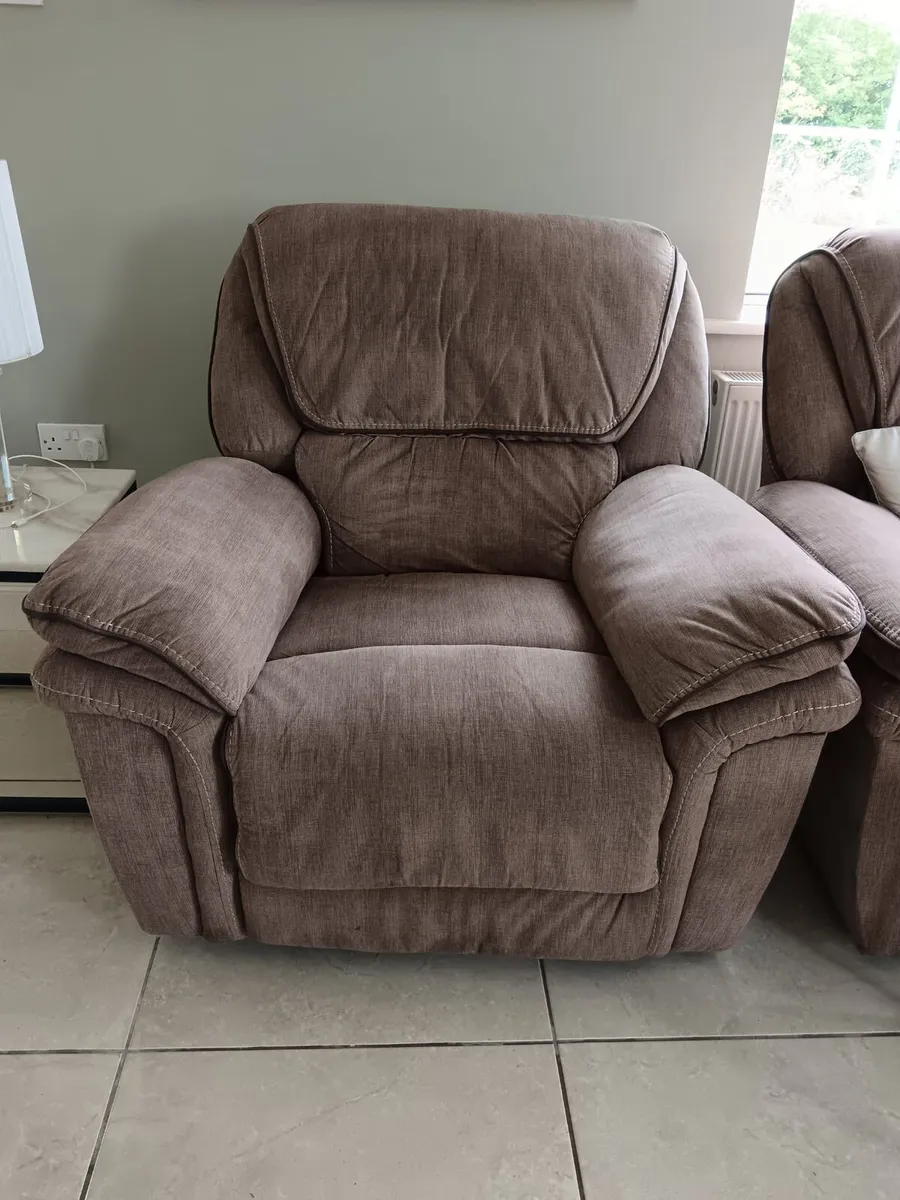 Recliner suite - Image 2
