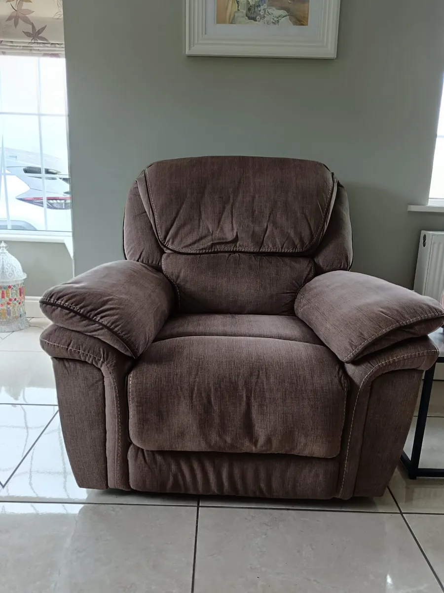 Recliner suite - Image 3