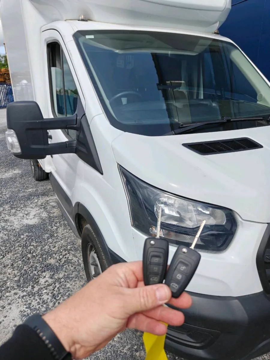 Mobile Auto Locksmith | Car Key Cutting & Programm - Image 2