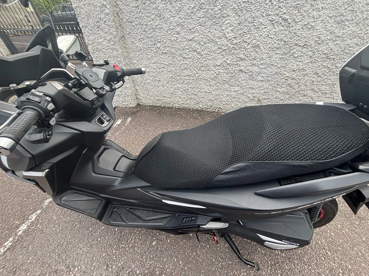 Honda Forza 350 - Image 3