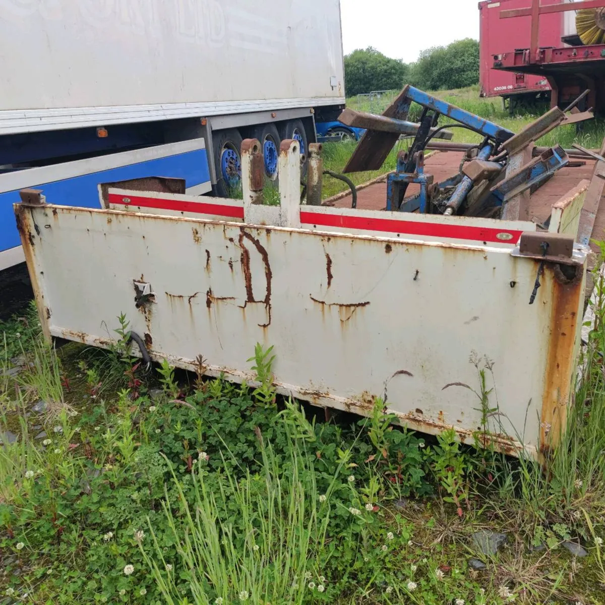Tilt&slide/ 5 car transporter - Image 2