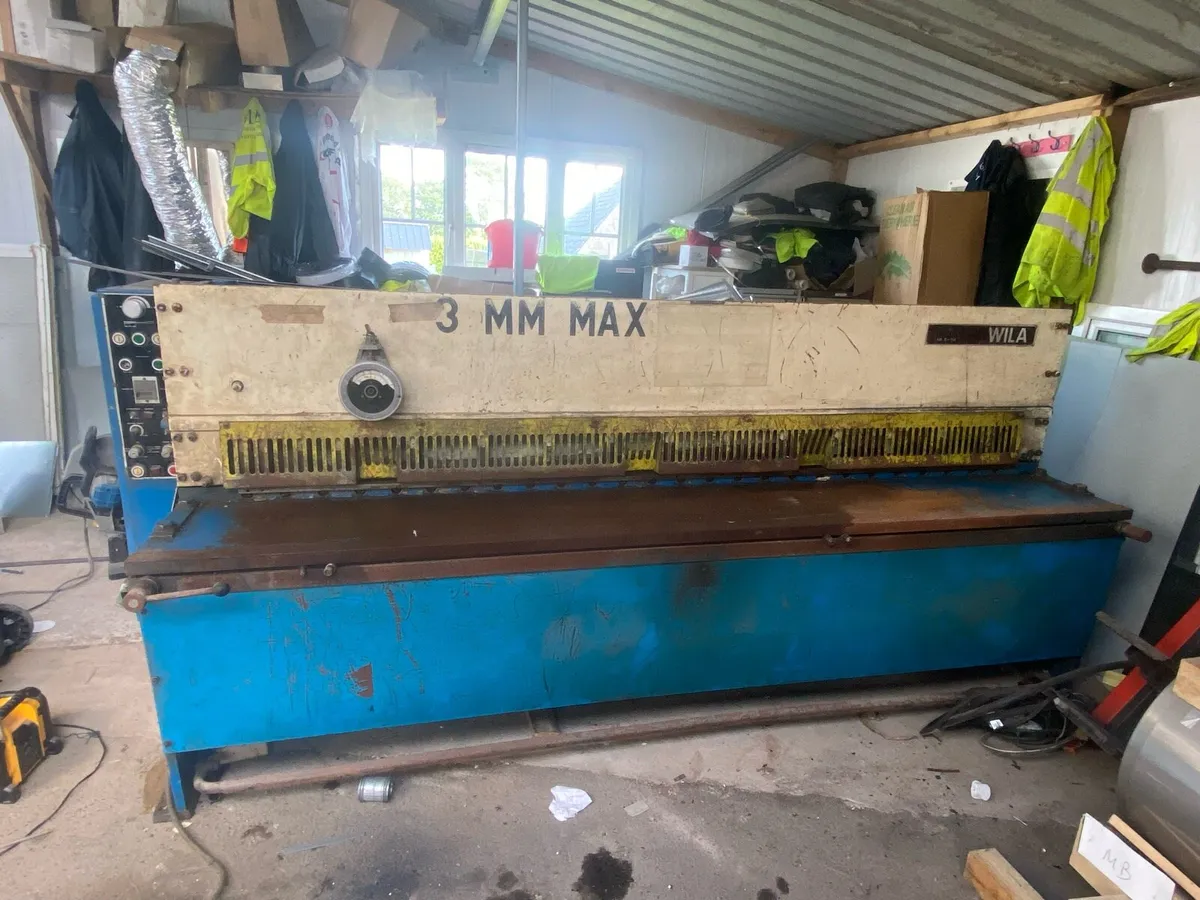 Industrial Metal guillotine - Image 1
