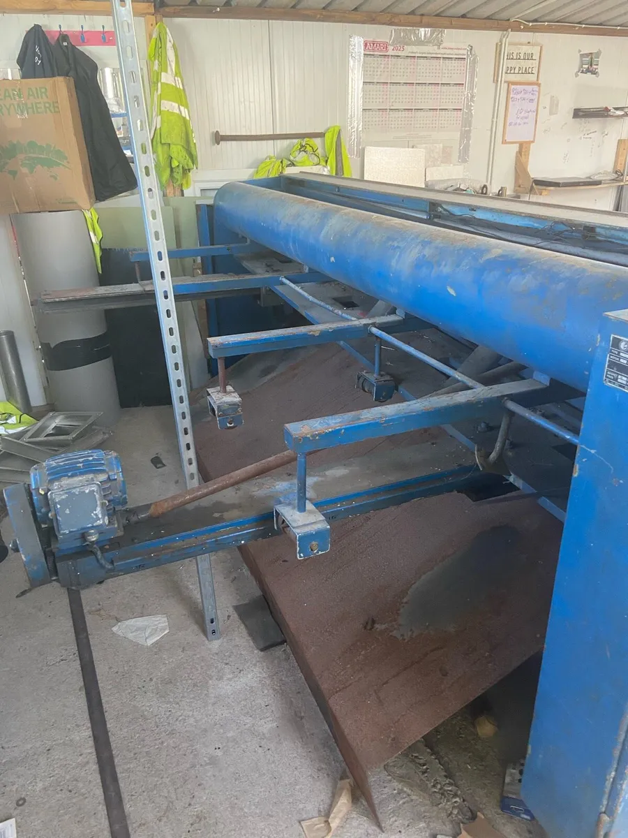 Industrial Metal guillotine - Image 3
