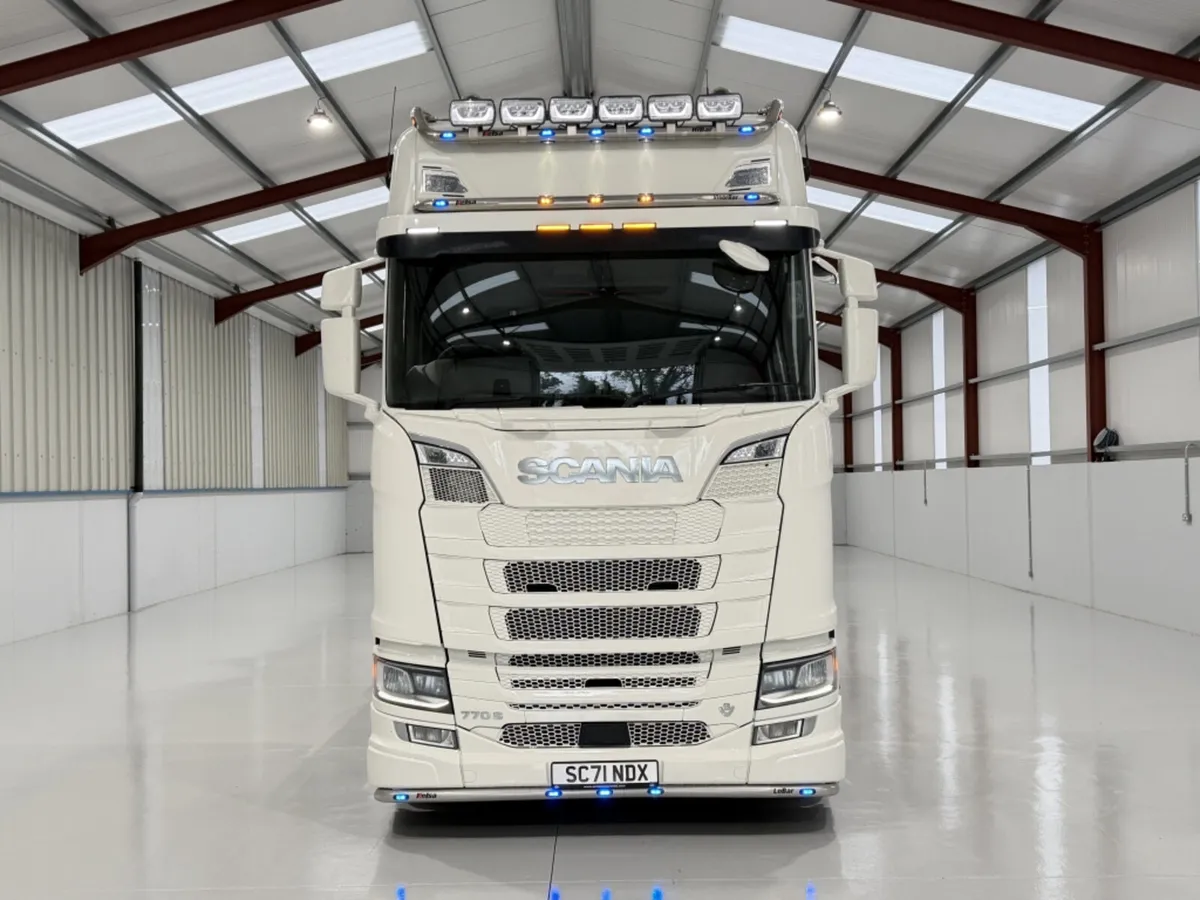 2022 SCANIA 770S V8 HIGH SLEEPER CAB - Image 2