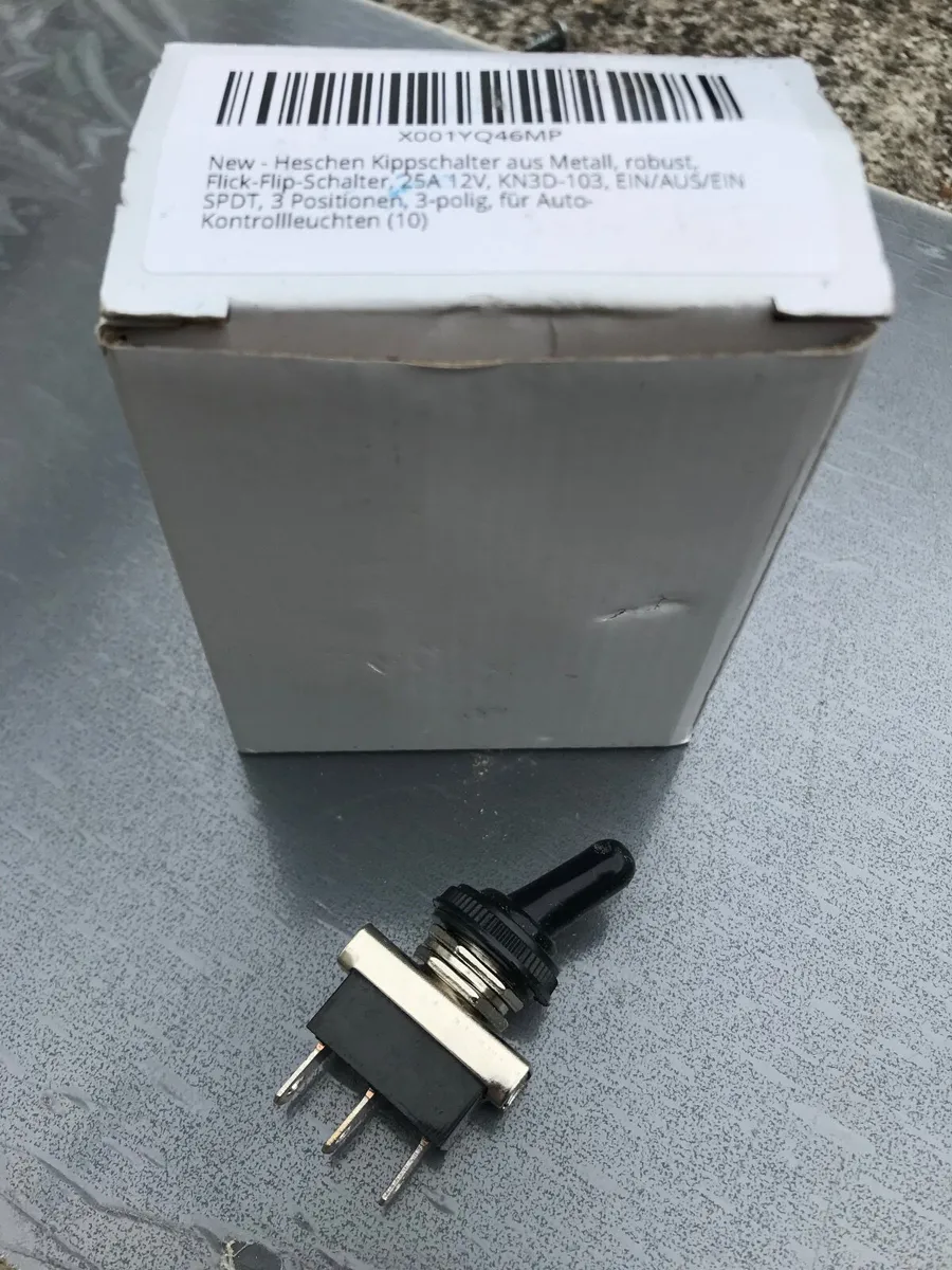 12V Toggle Switches