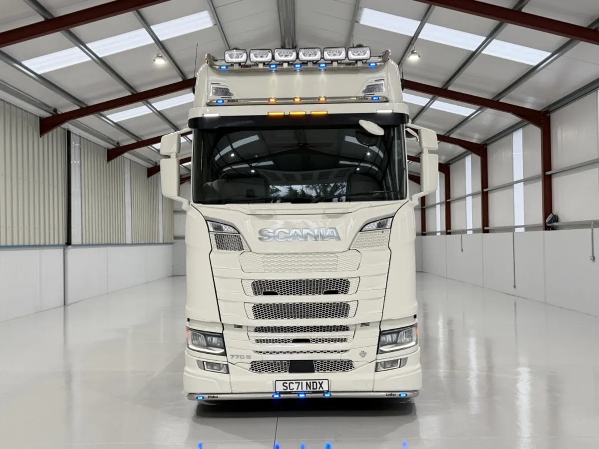 2022 SCANIA 770S V8 HIGH SLEEPER CAB - Image 2