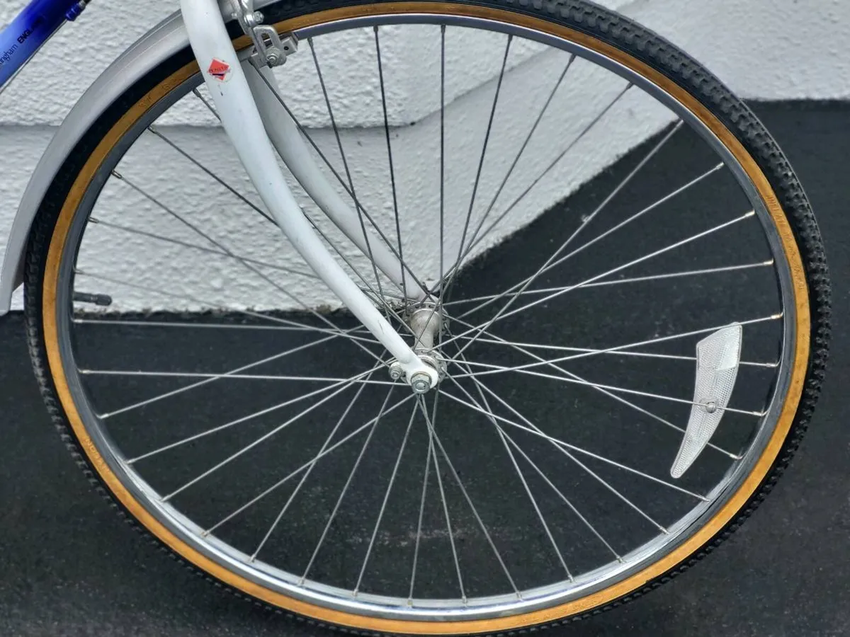 VINTAGE LADIES RALEIGH IN EX CONDITION - Image 2