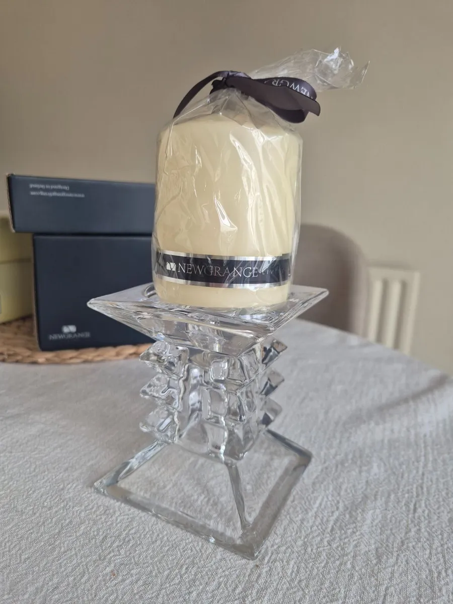 Newgrange Crystal Candle Holder and Candle - Image 1