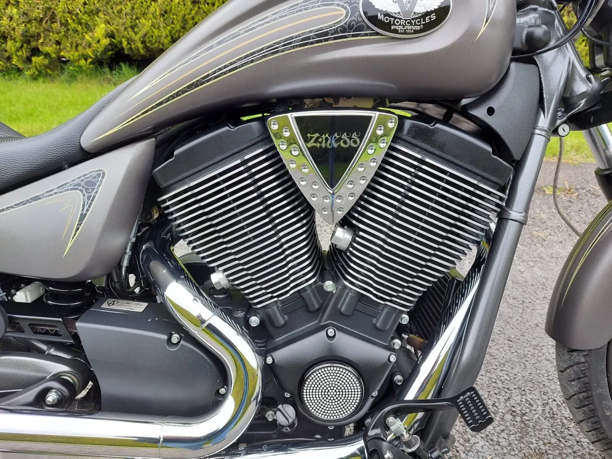 Triumph  2013 Victory - Image 3