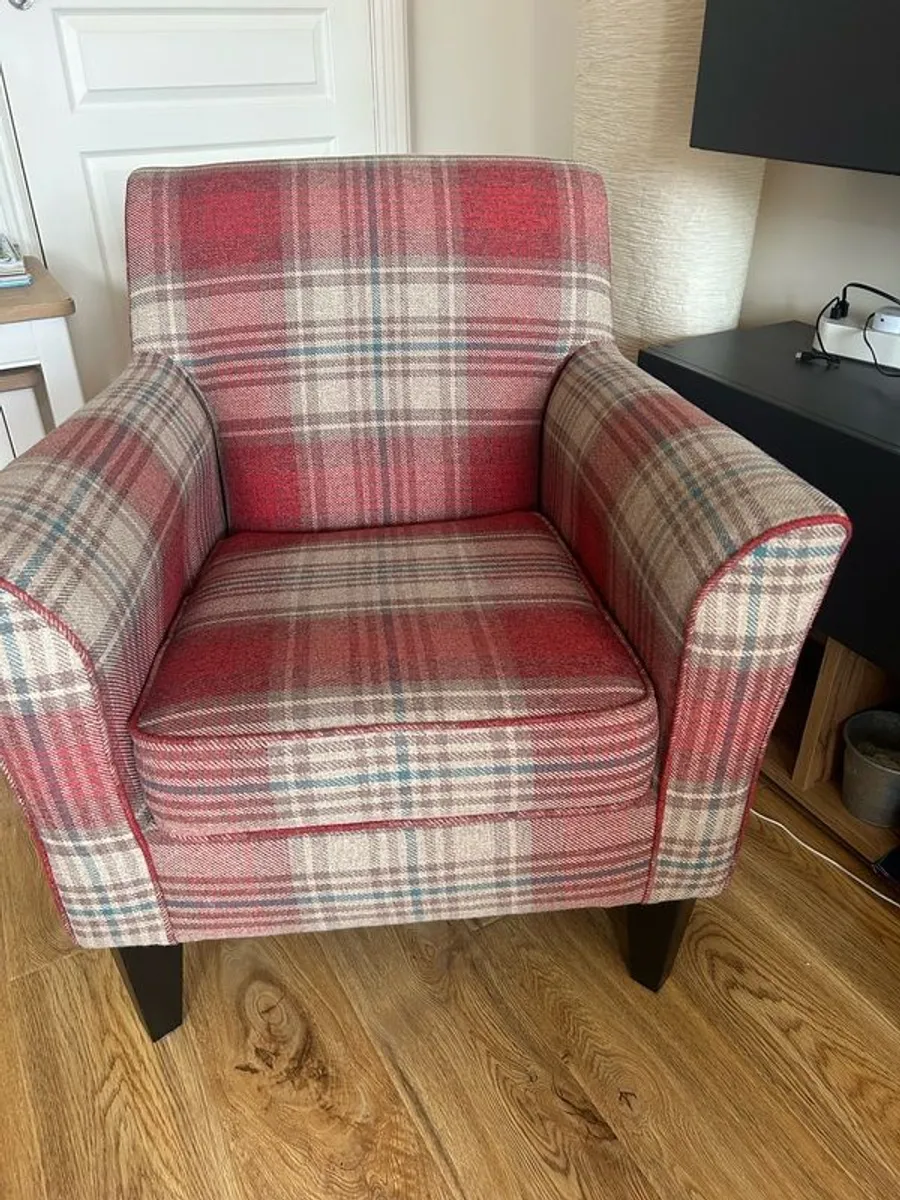 Next Armchair - Image 2