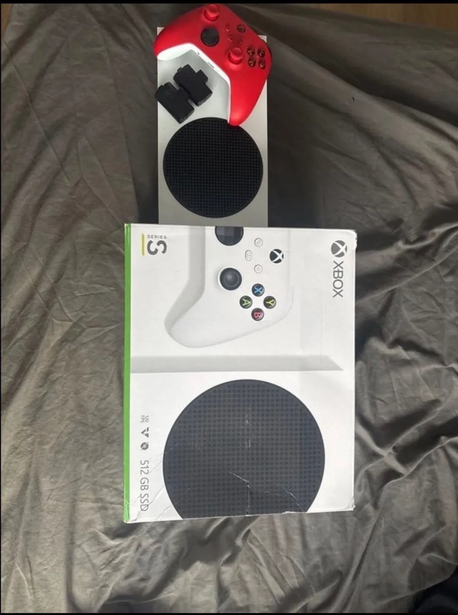 Xbox Series S - Image 1