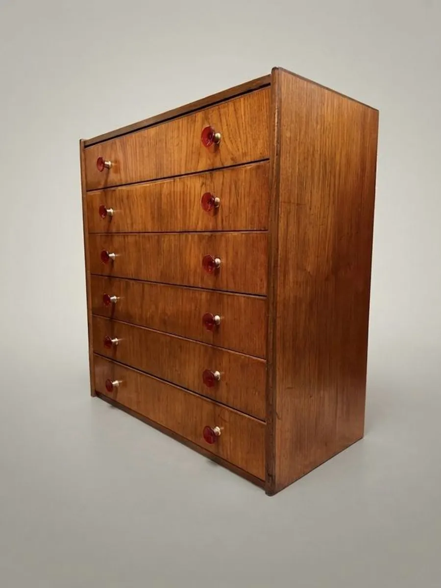 Very Cool Mid-Century Teak Chest of Drawers - Image 2