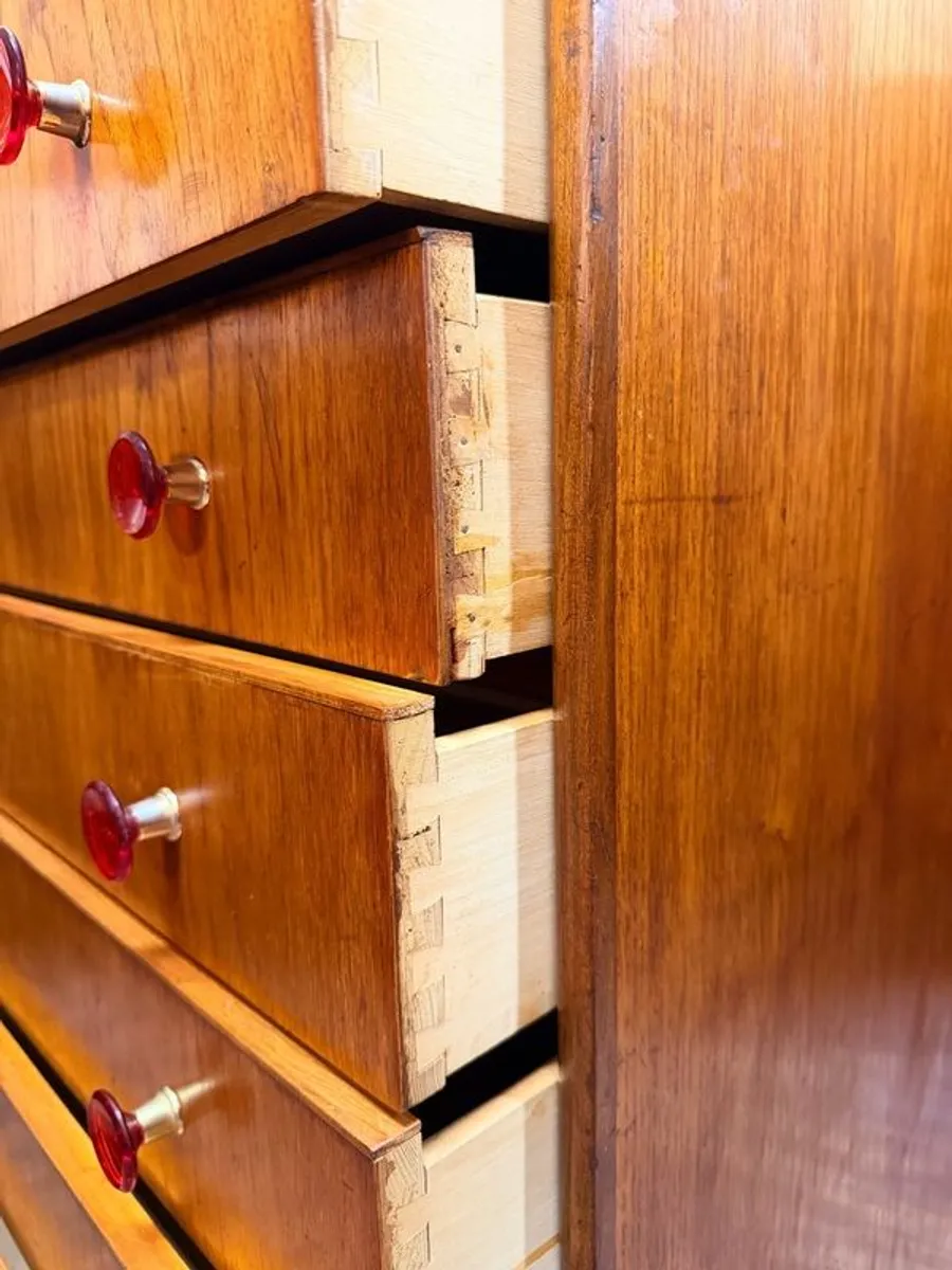 Very Cool Mid-Century Teak Chest of Drawers - Image 4