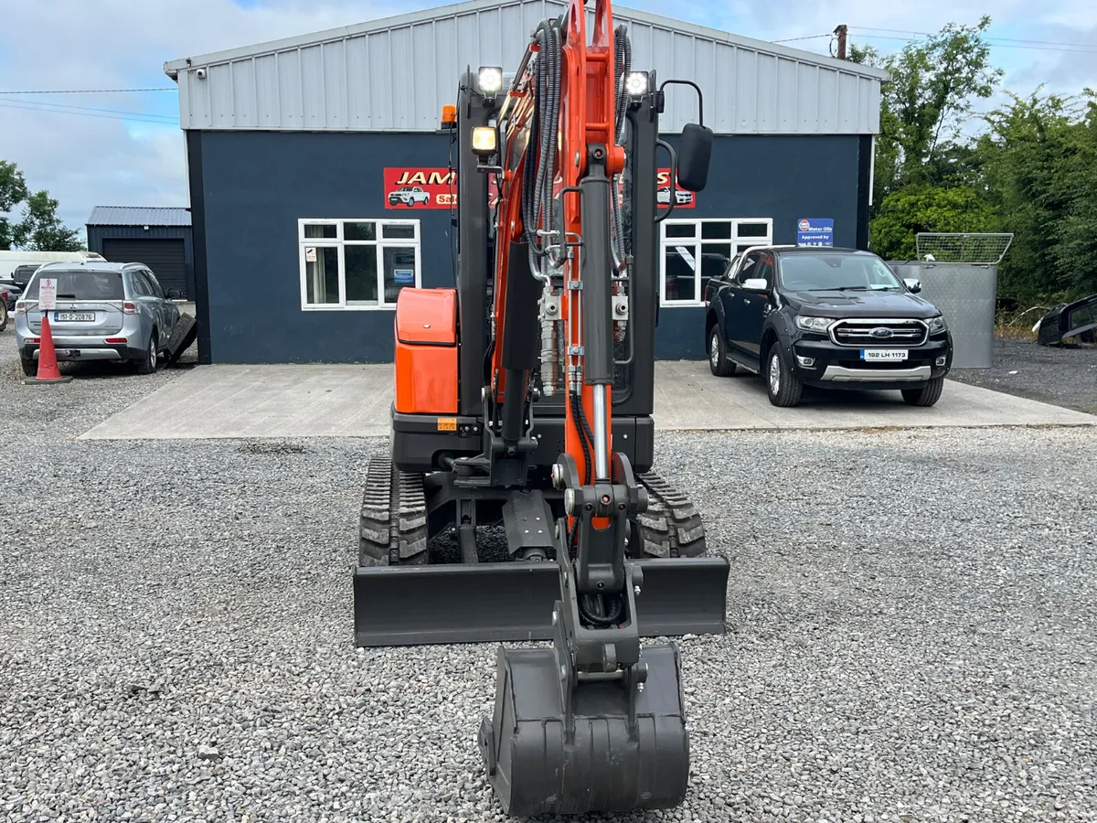 2026 Core Machinery CM-27 2.7 tonne - Image 2