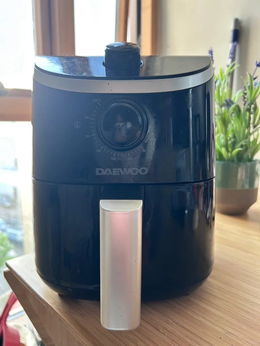 Air Fryer - Image 1