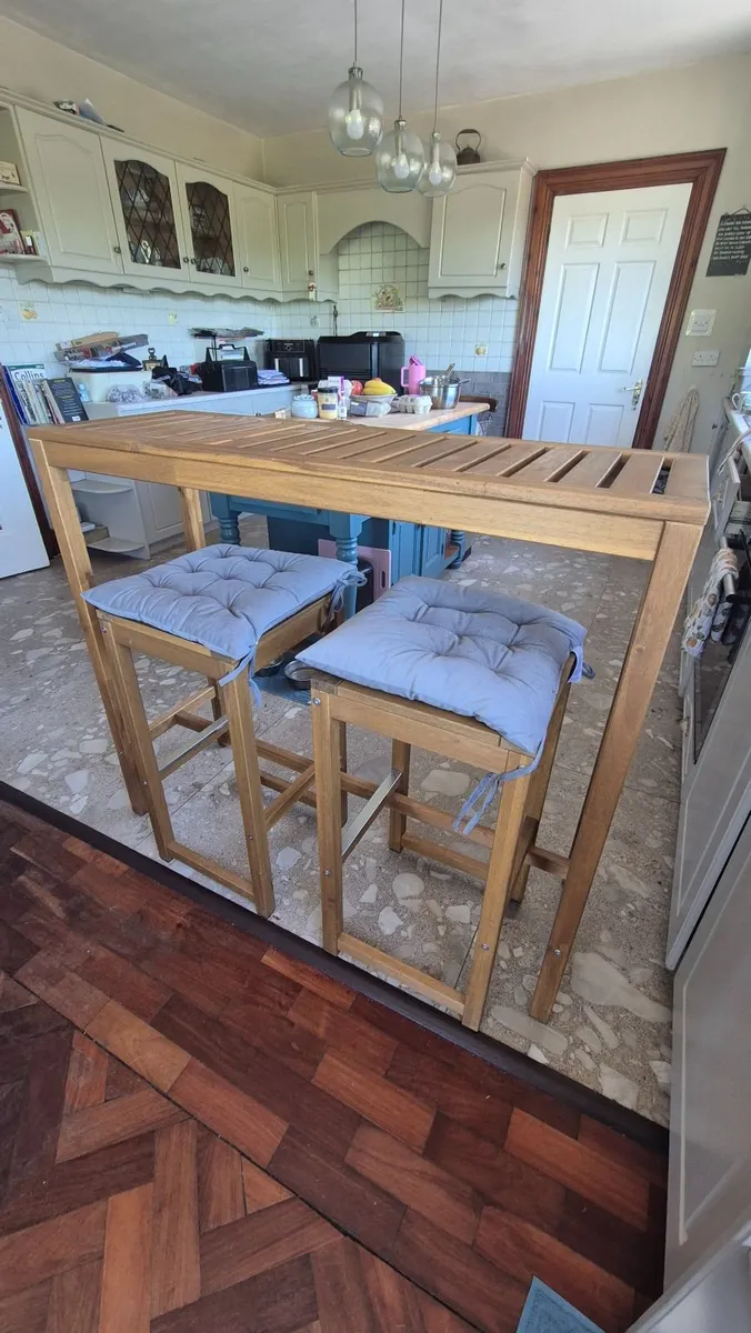 Breakfast bar - Image 2