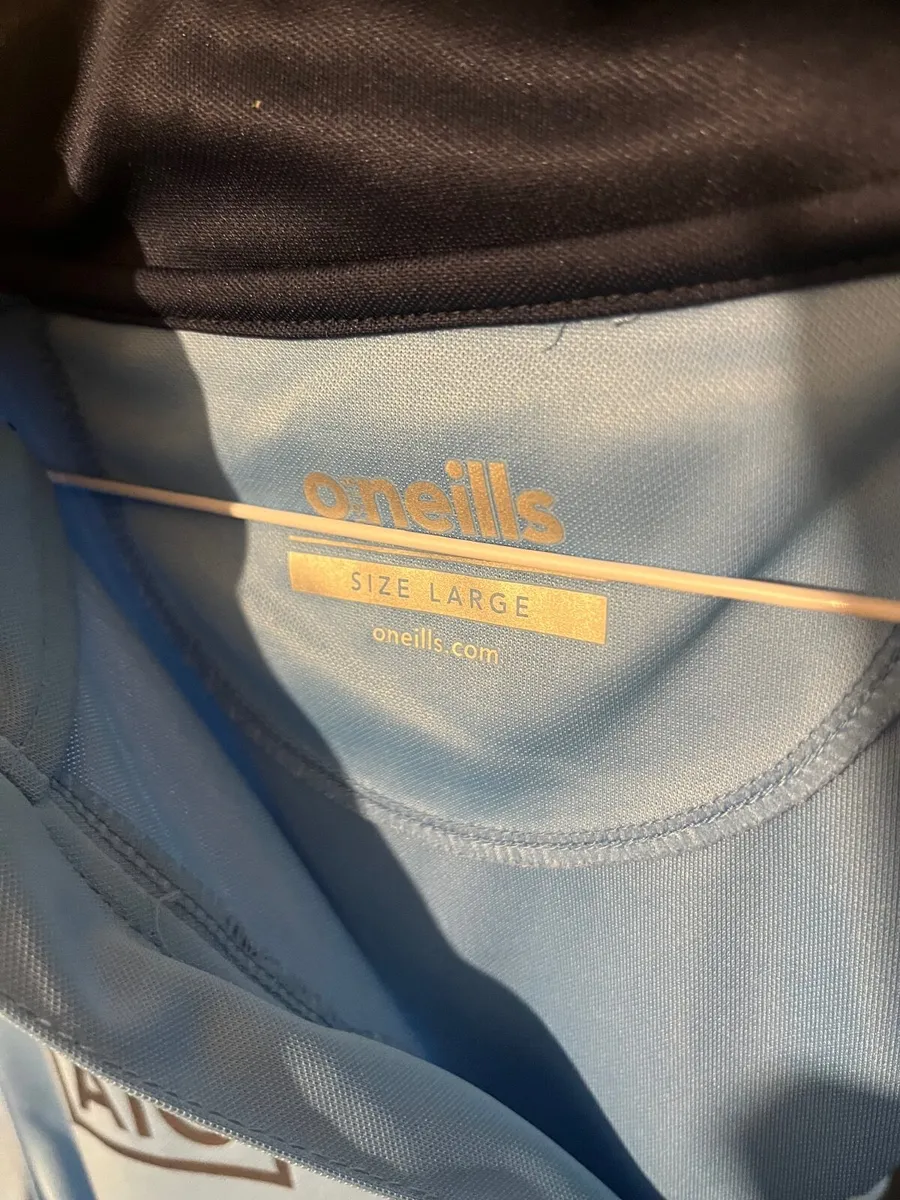 2 x Retro Dublin Gaa half Zip Large - Image 2