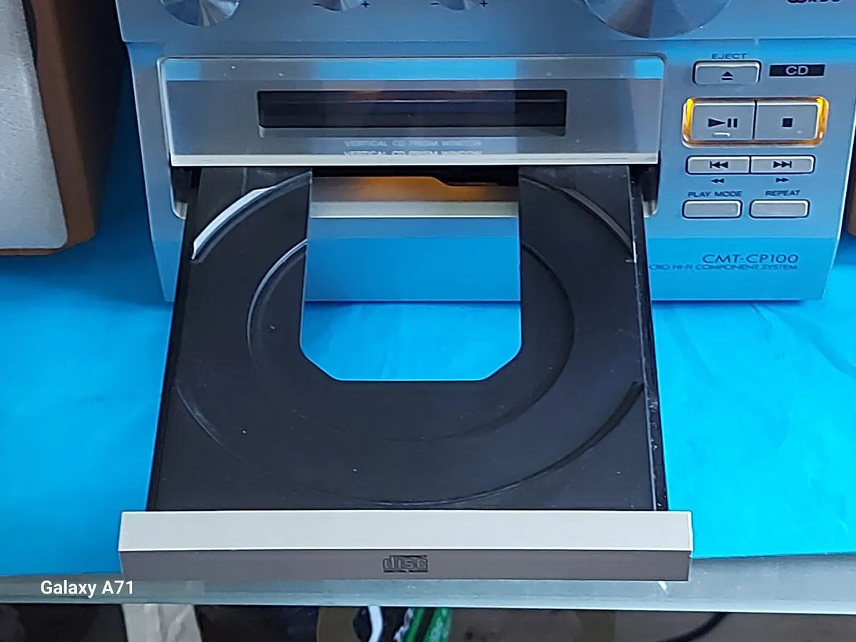 SONY Stereo Music System Model CMT-CP100, - Image 4