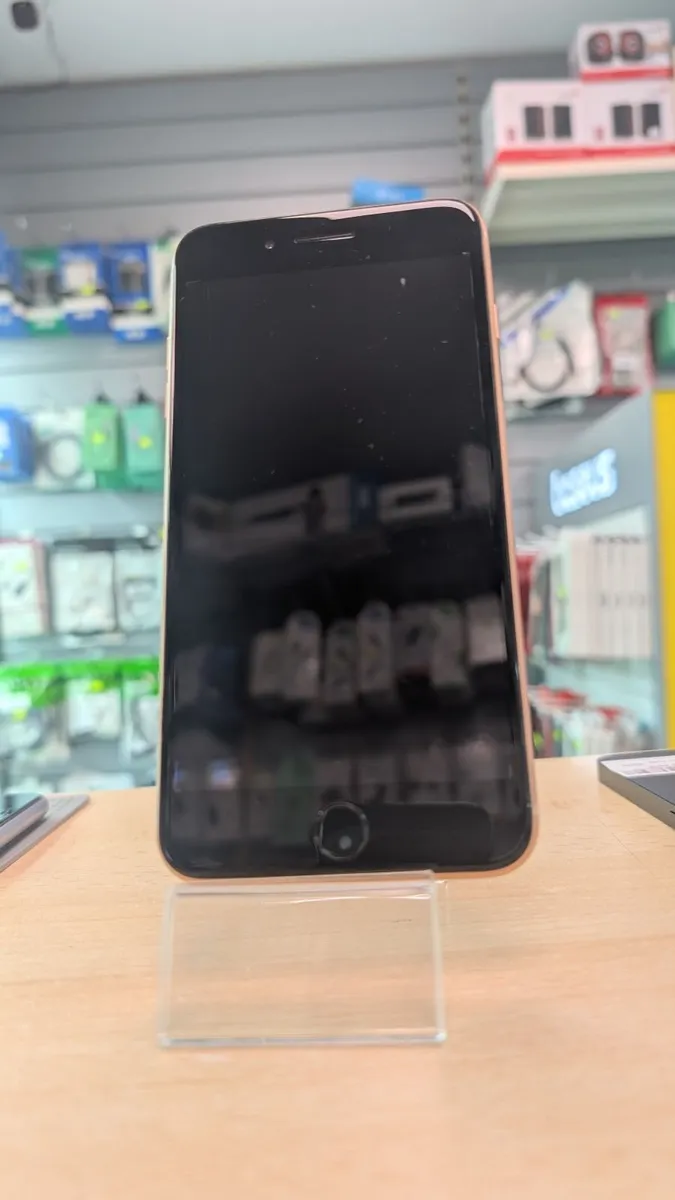 Apple iPhone 8 Plus  Gold - Image 2