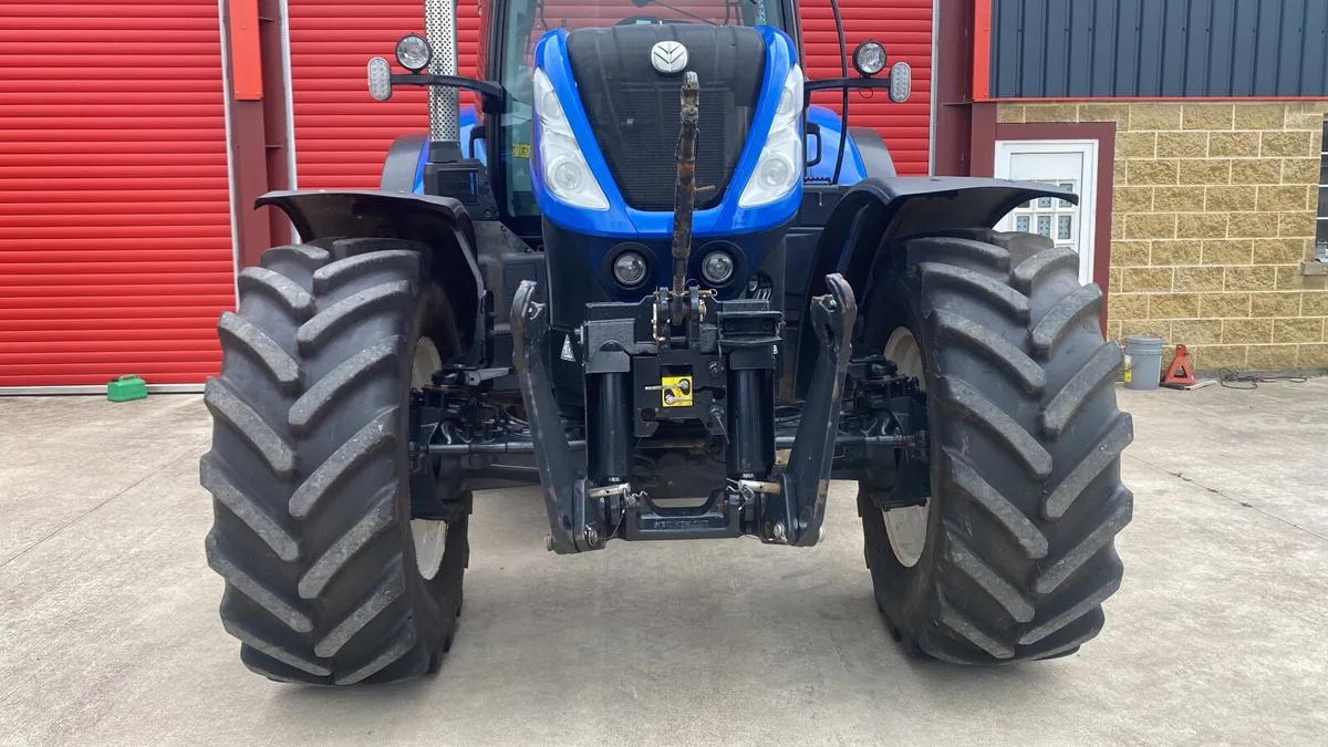 New Holland T7.245  2024 - Image 4
