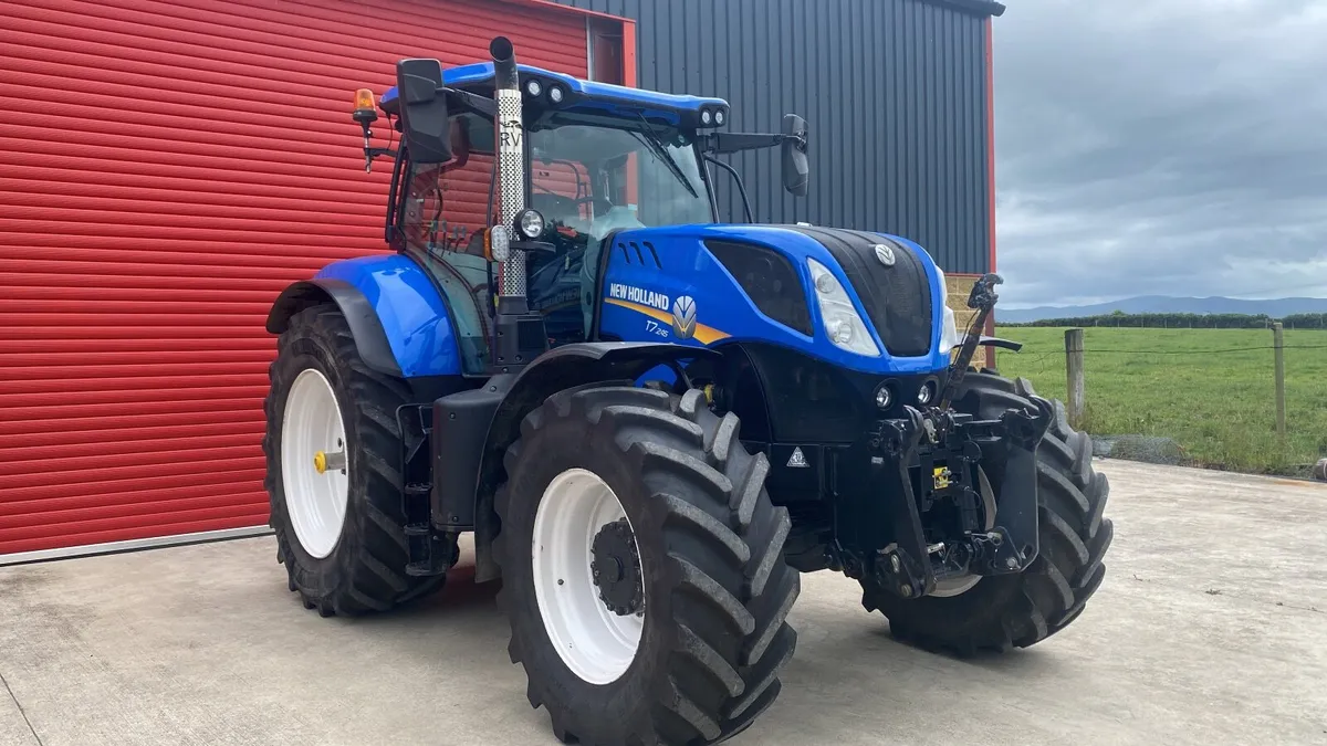 New Holland T7.245  2024 - Image 1