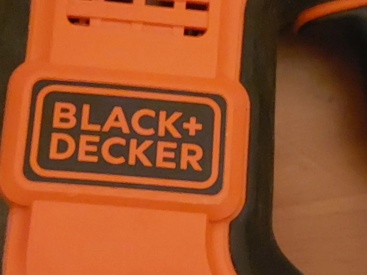 Black & Decker RS890K-GB Scorpion Powered Hand Saw - Image 4