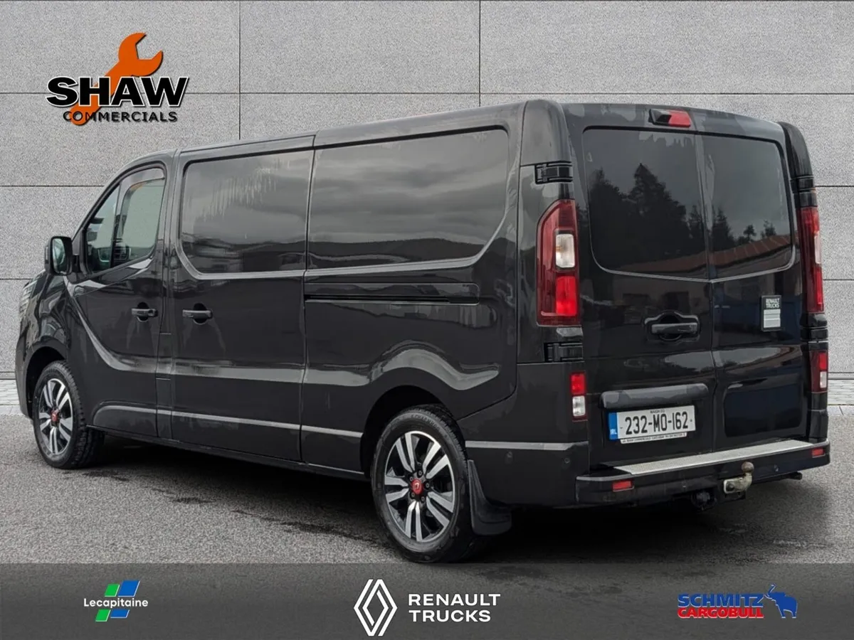 Renault Trafic Red Exclusive 170HP AUTO - Image 4