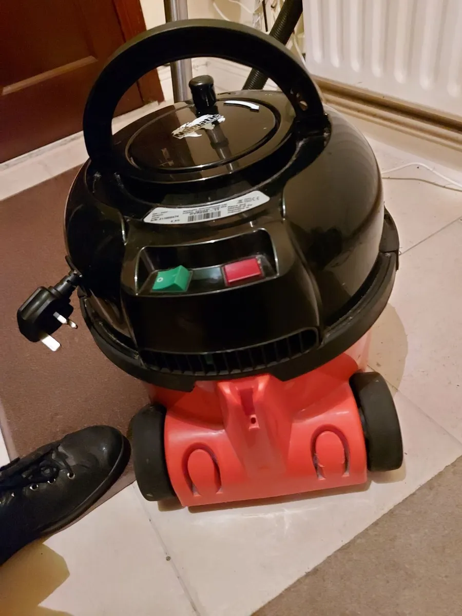 HENRY Hoover Model HVR200-11 Vacuum Cleaner - Image 3