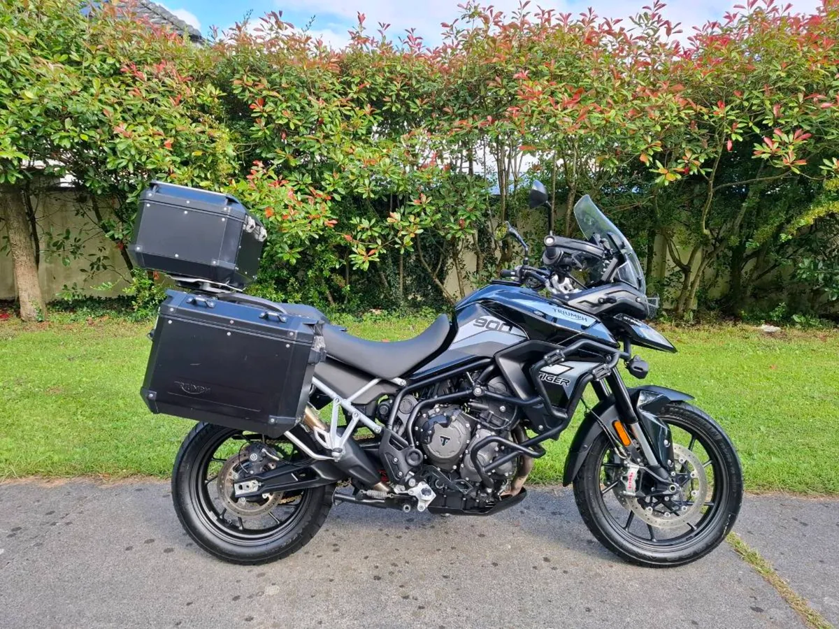 TRIUMPH TIGER 900 GR PRO 2023 - Image 1