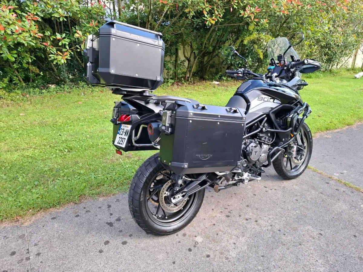 TRIUMPH TIGER 900 GR PRO 2023 - Image 4
