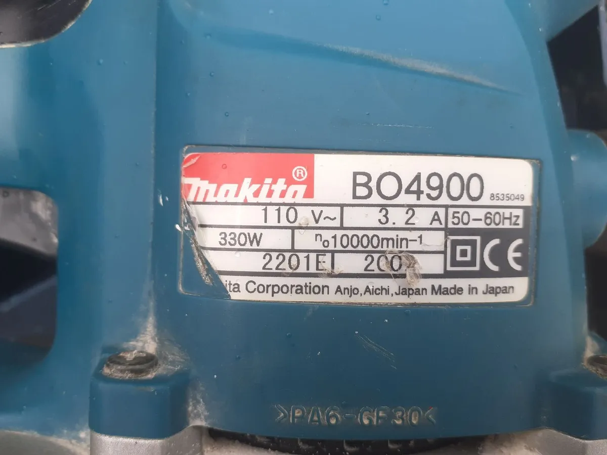MAKITA BO4900 110V SANDER.. - Image 2