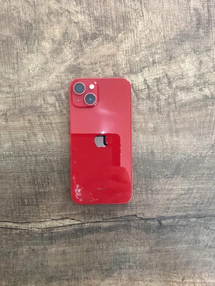 iPhone 13 - Image 3