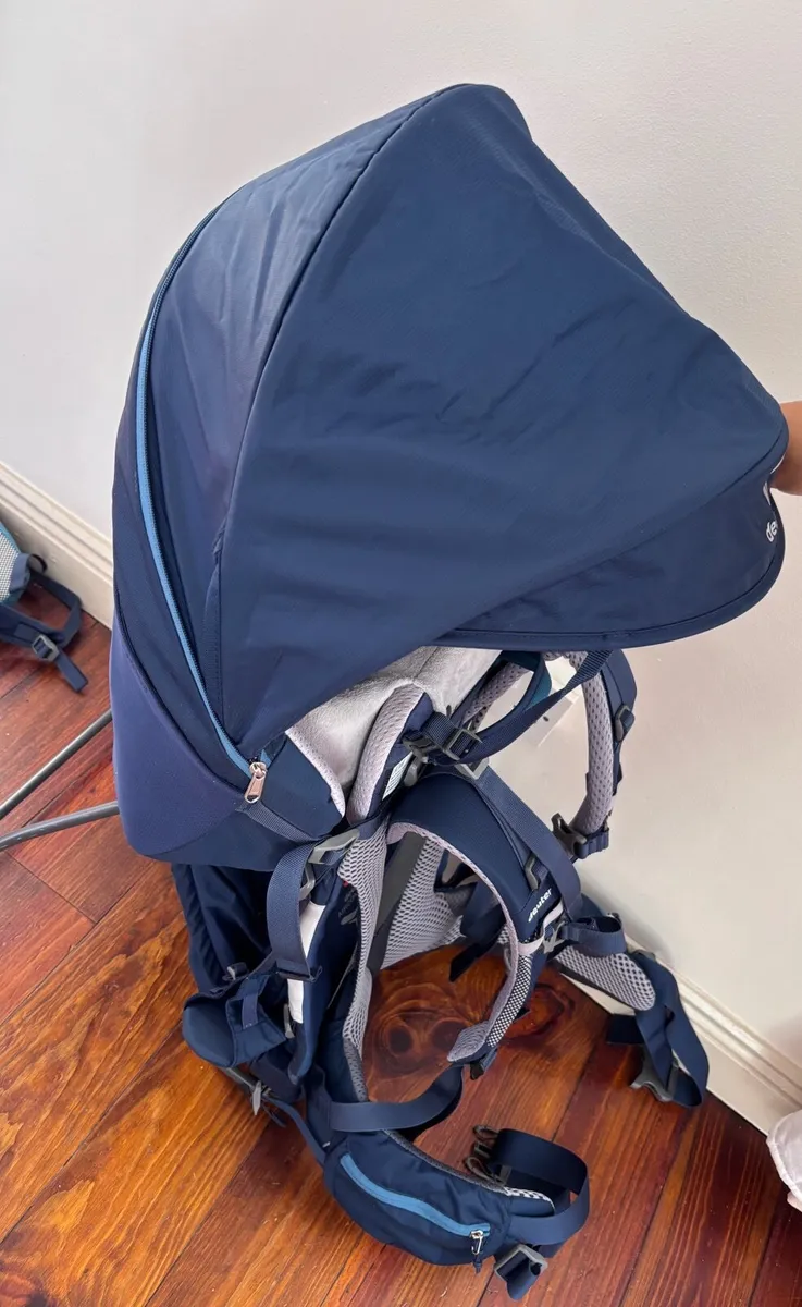 Dueter baby carrier backpack - Image 3