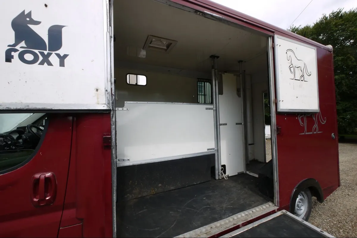 Citroen 2013 horse van 3.5 NCT 6/27 text 12/26 - Image 2