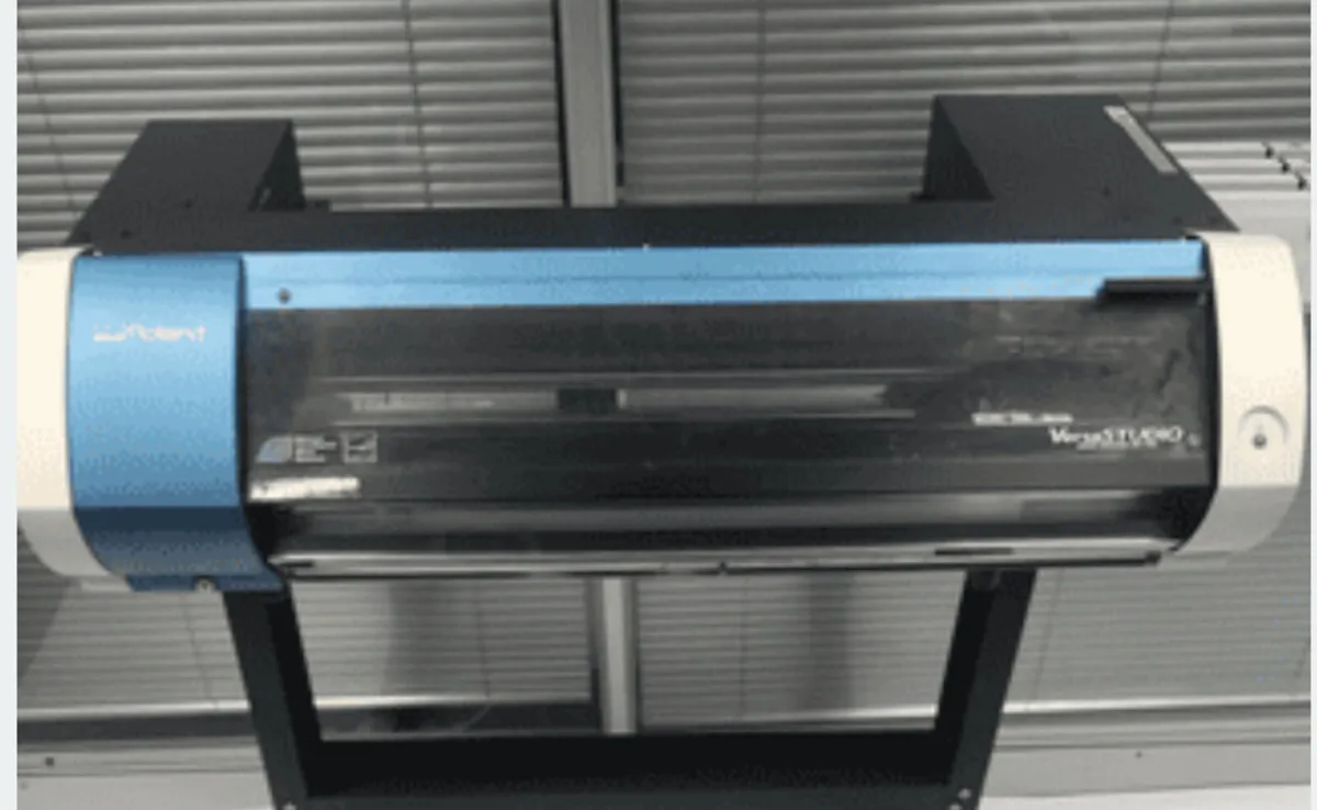 Roland BN-20 Printer & Cutter with White ink