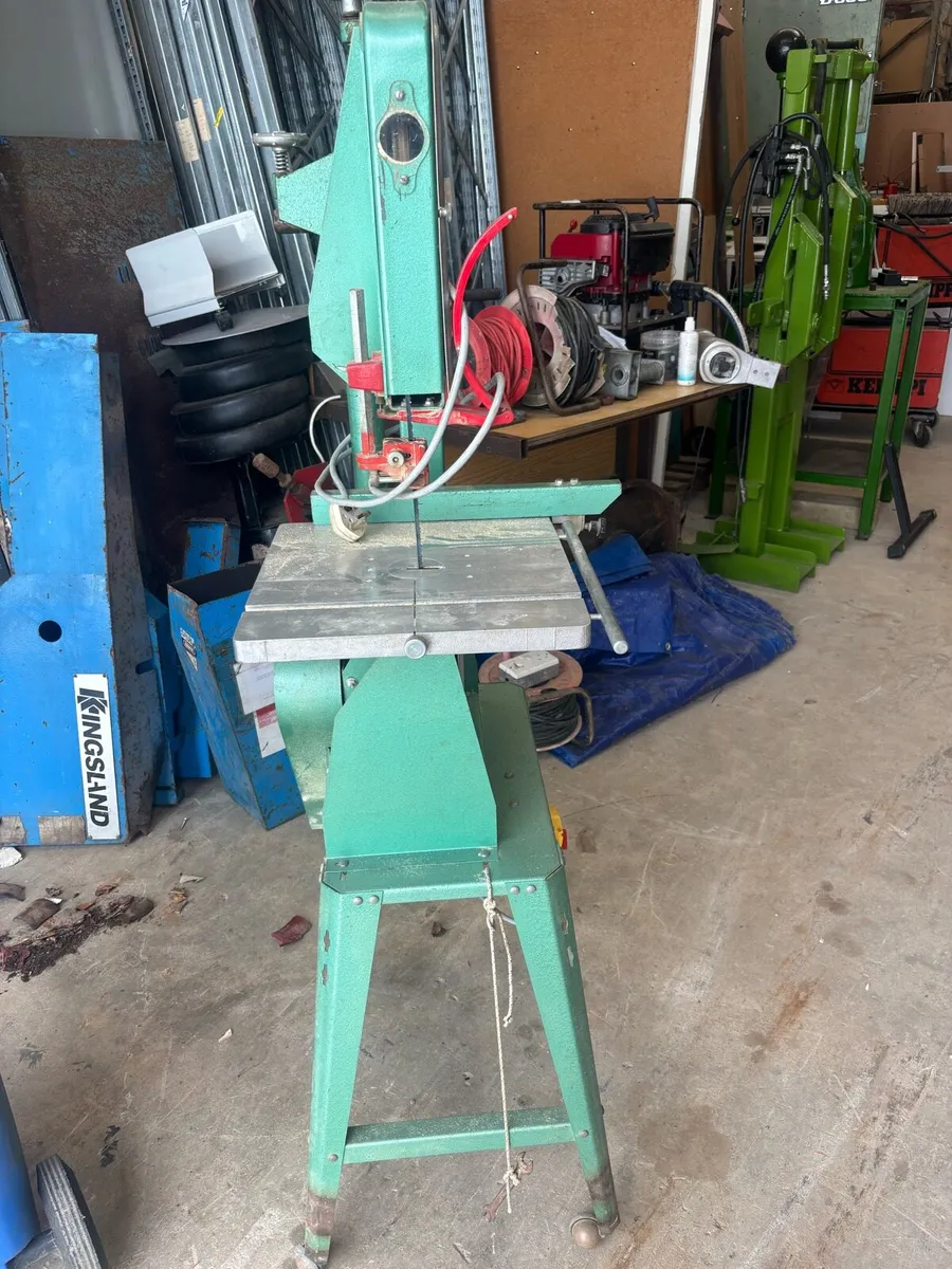 Single ph mobile band saw ideal for hobby work etc - Image 3