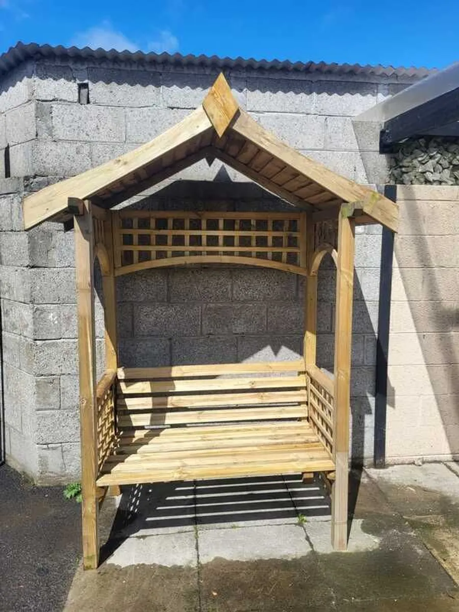 Seated Arbour - Image 2