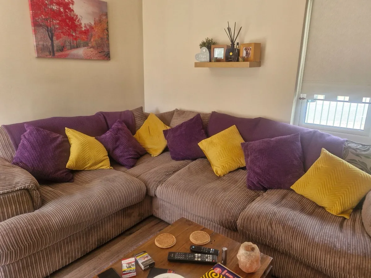 Corner Couch - Image 2