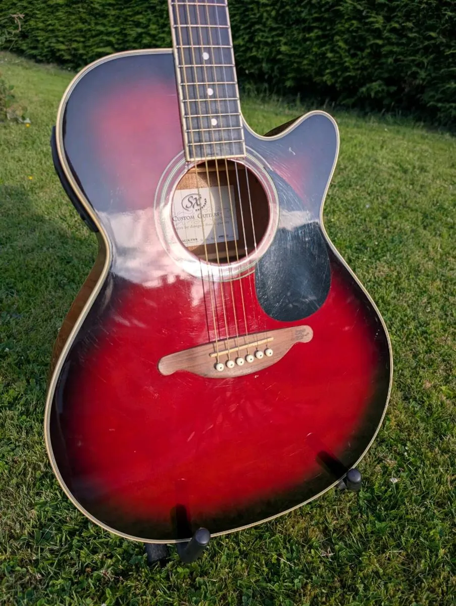 SX EAG1K Eletro-Acoustic Guitar - Image 2