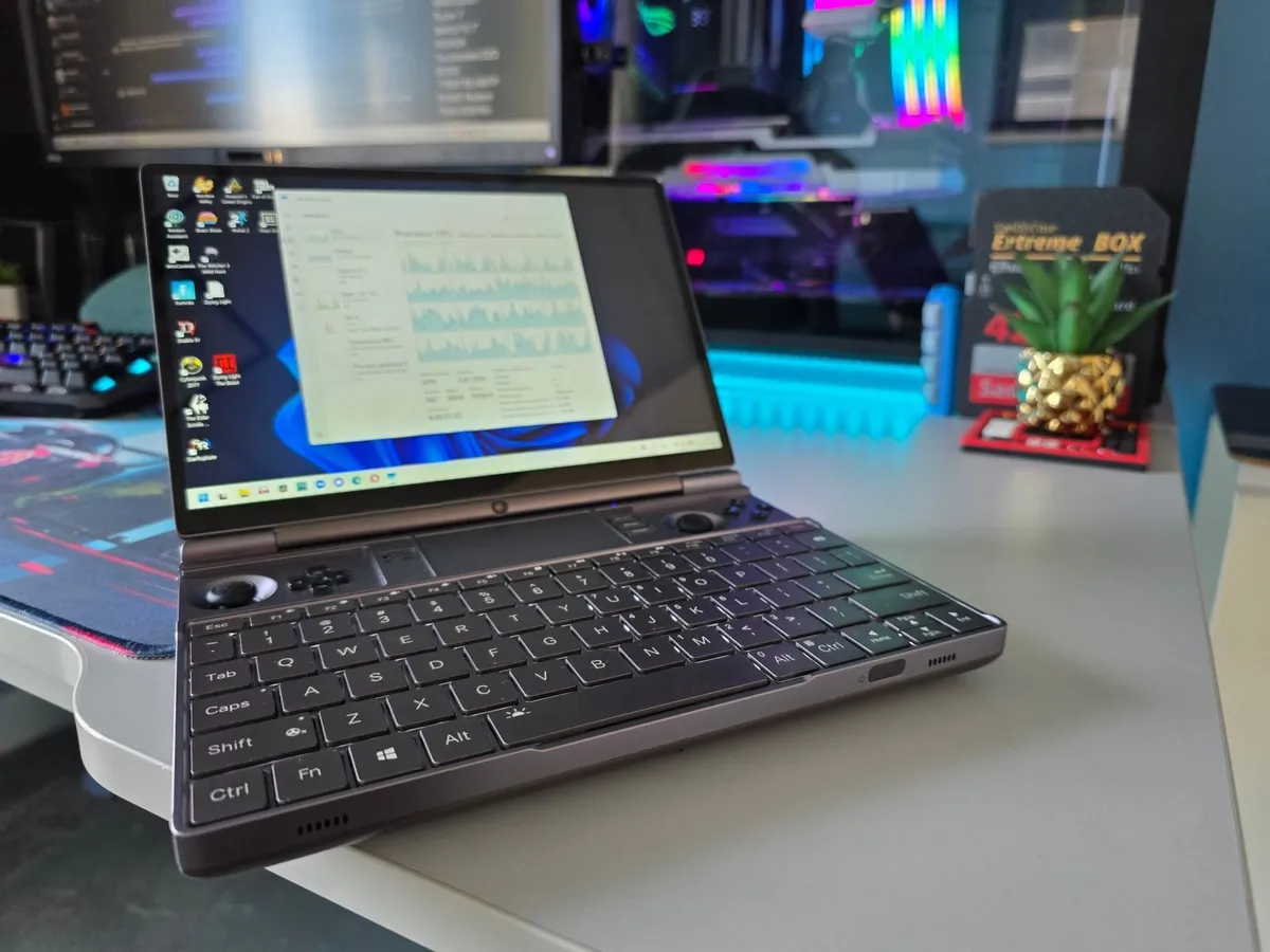 Handheld, Gaming Laptop GPD Win Max 2 32gb RAM - Image 2