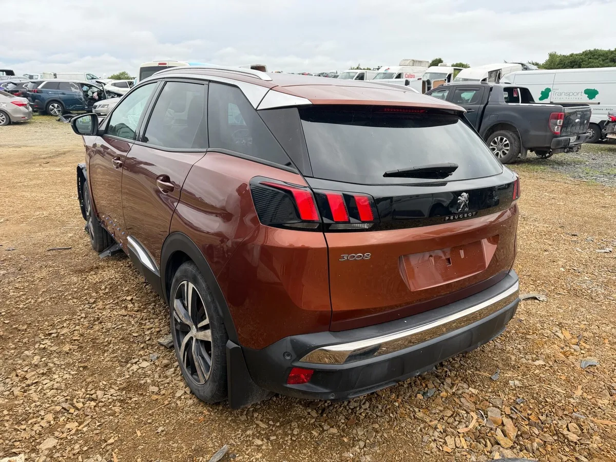2019 Peugeot 3008 - Image 2