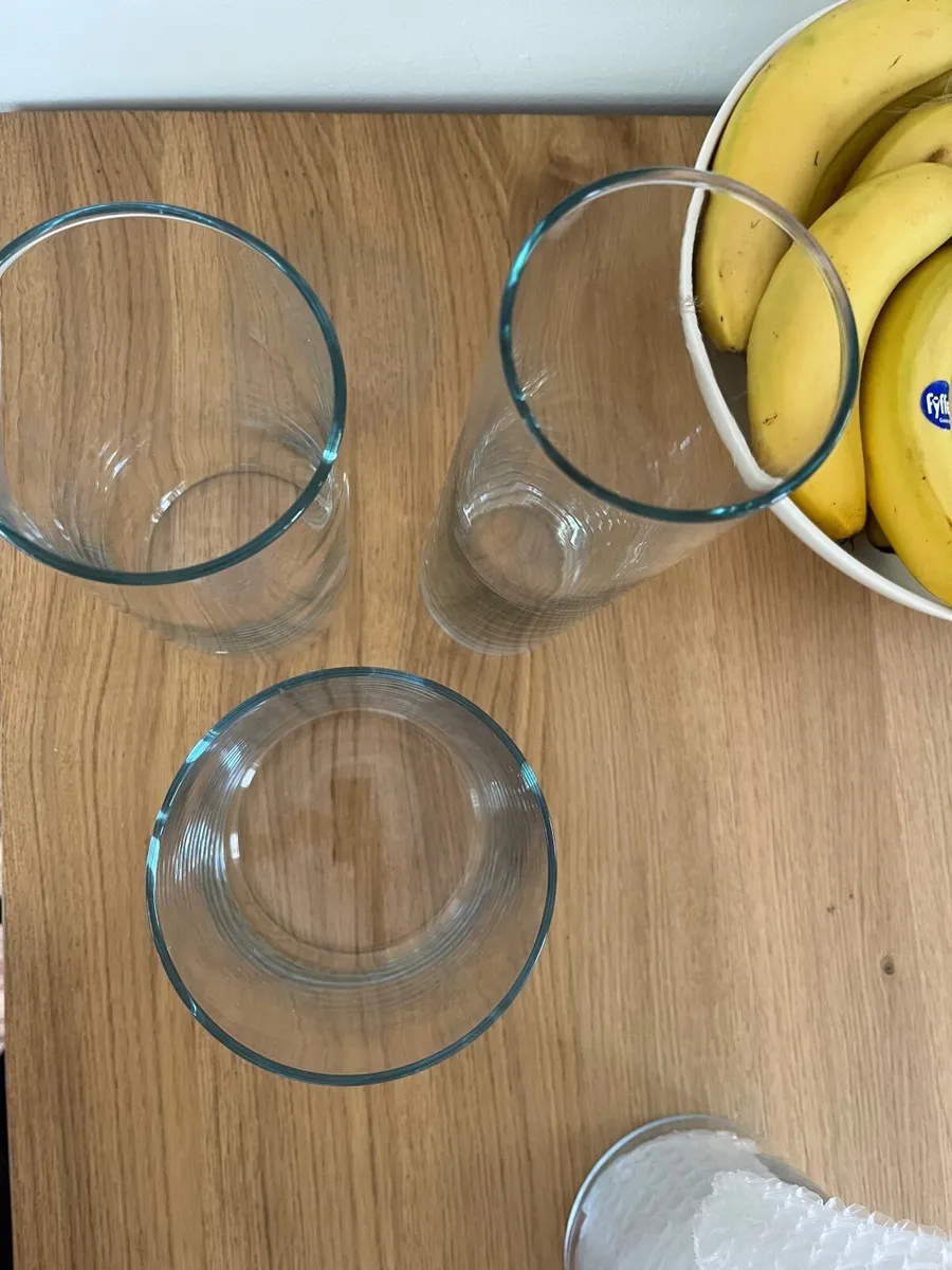 12 sets of 3 Hurricane Vases (Wedding) - Image 2