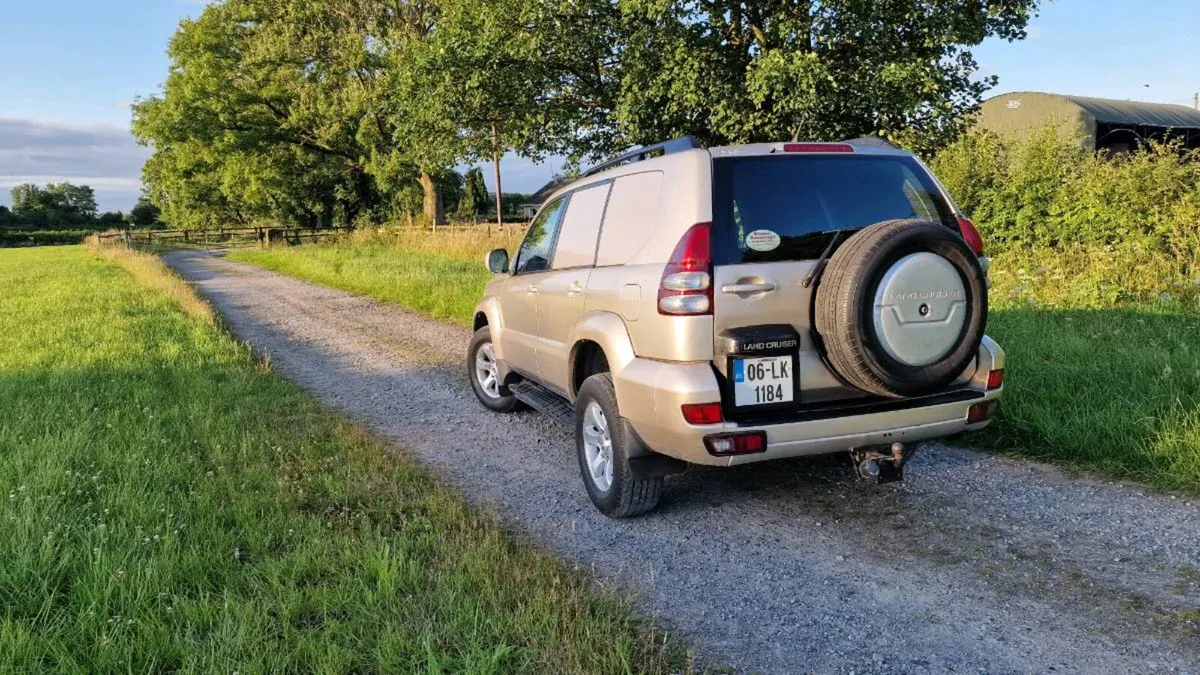 Toyota Land Cruiser 223k KM - Image 4