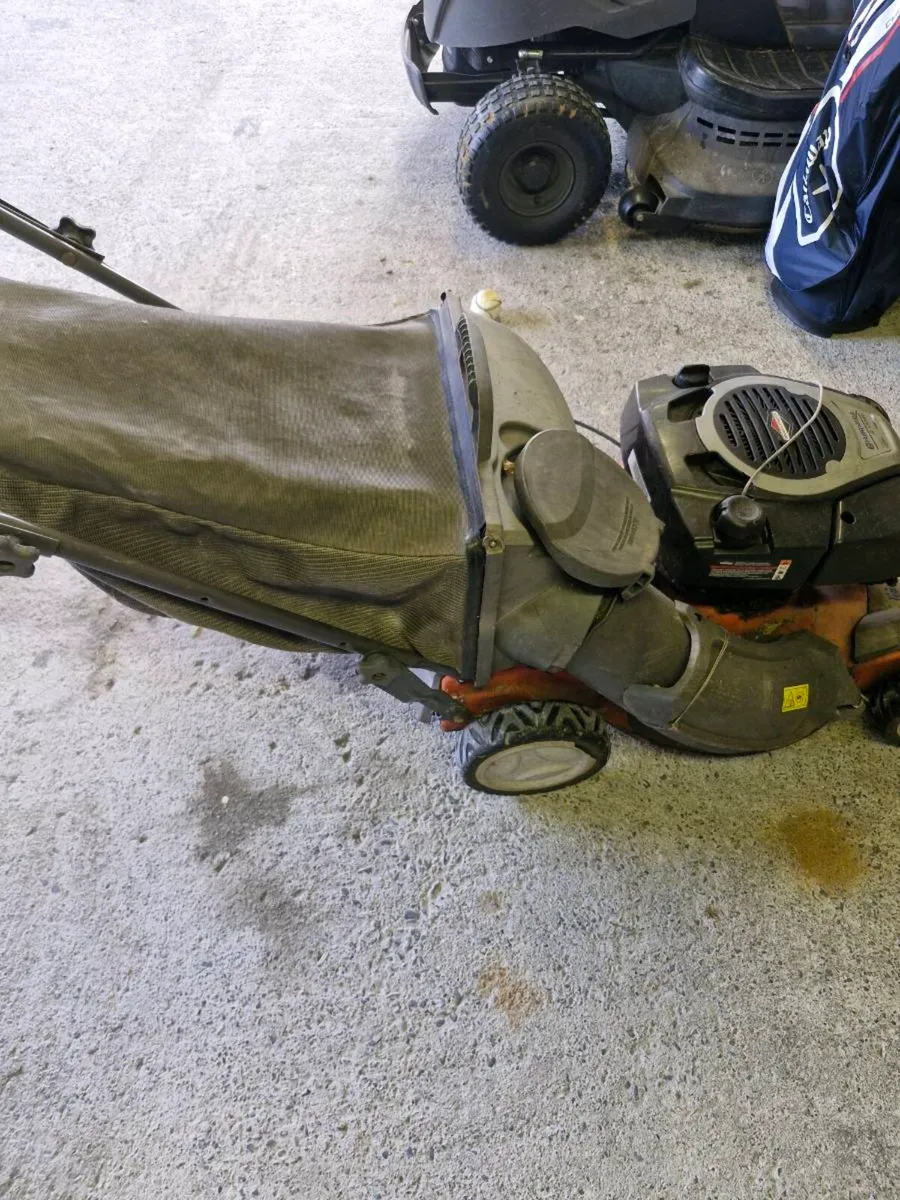 husqvarna mower - Image 2