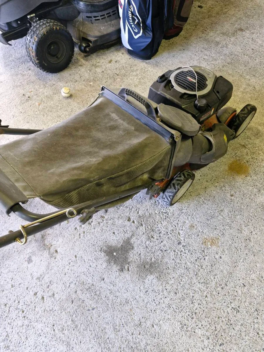 husqvarna mower - Image 3
