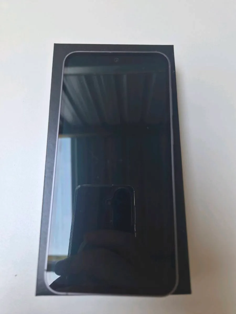 Samsung Galaxy S23 FE 128GB  Graphite Vodafone - Image 1